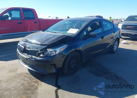 2017 Kia Forte Lx z USA, uszkodzony, nr VIN 3KPFK4A70HE042761